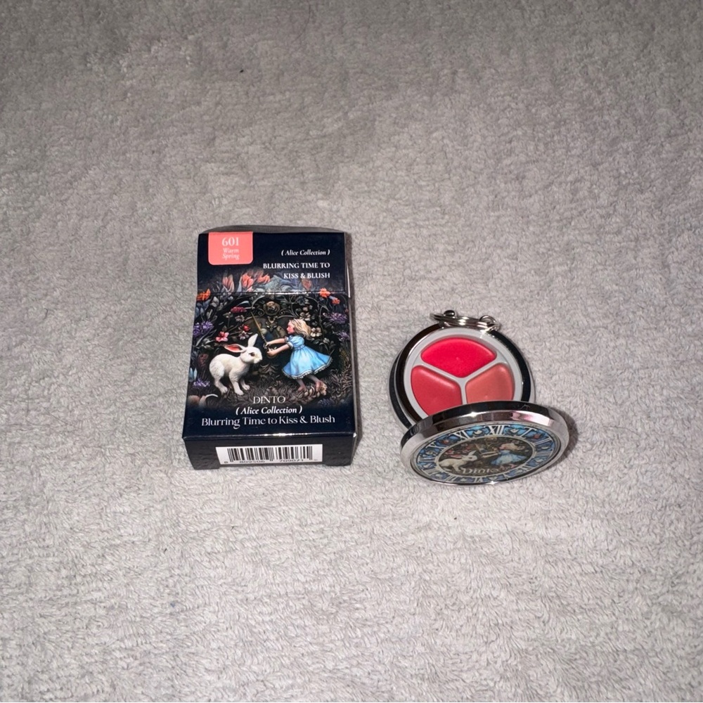 DINTO Alice Collection Blurring Time to Kiss & Blush 601 warm spring